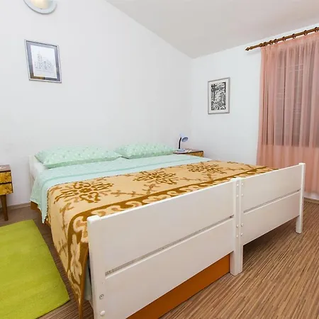 Pavlina Apartmán *